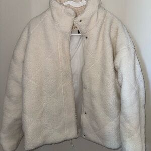 Universal Threads Sherpa Puffer Jacket